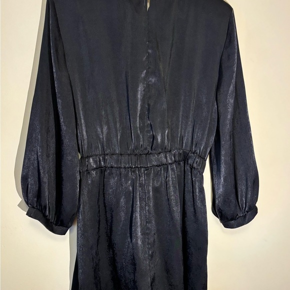 Elegant Black Wrap Dress - Picture 5 of 11